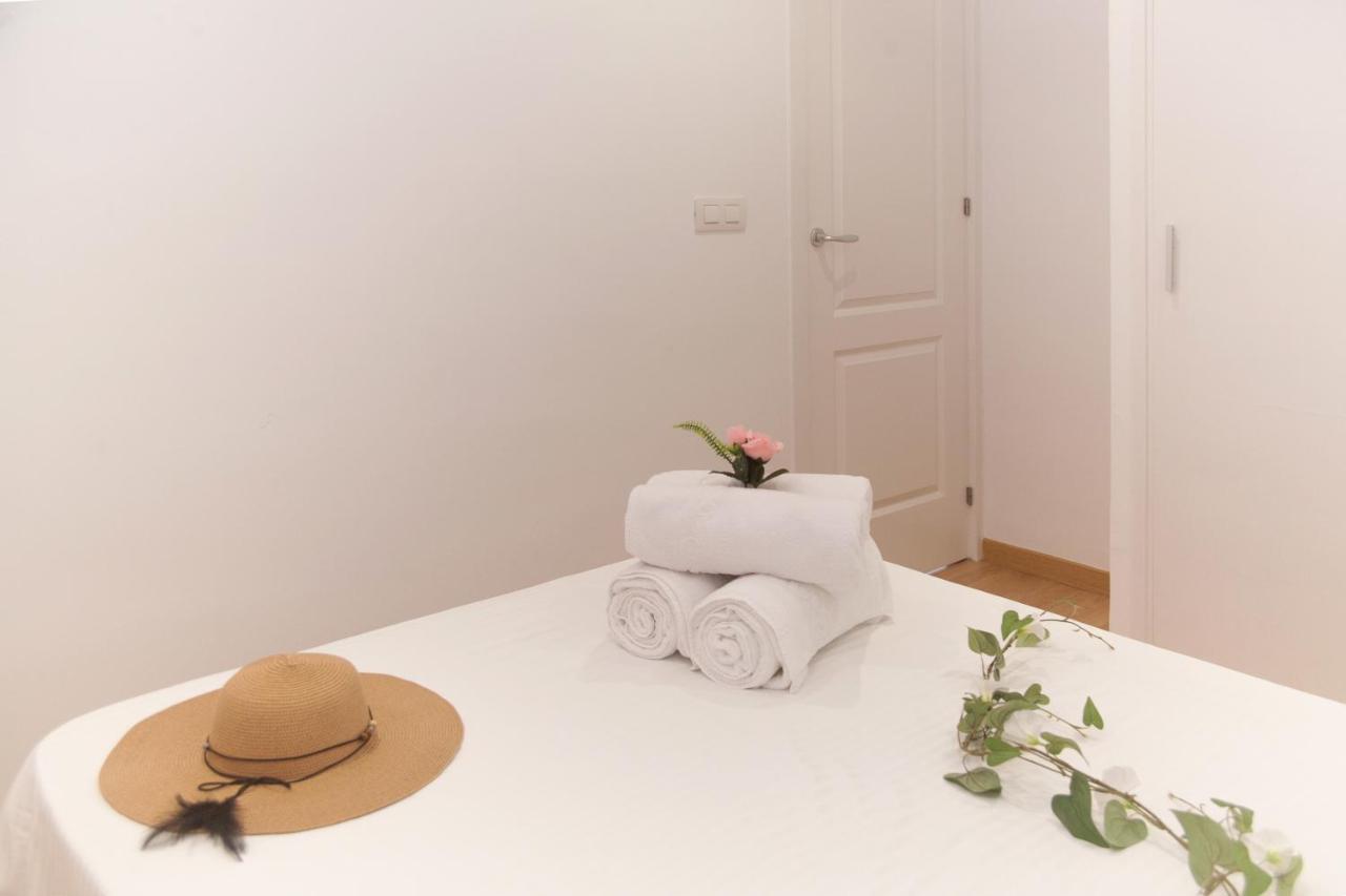 Apartamentos Thaisay Luz Del Mar I Puerto del Carmen  Buitenkant foto